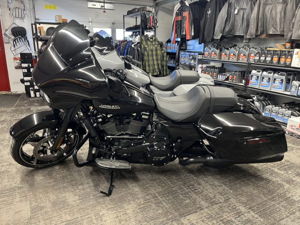 2024 STREET GLIDE - Image 2