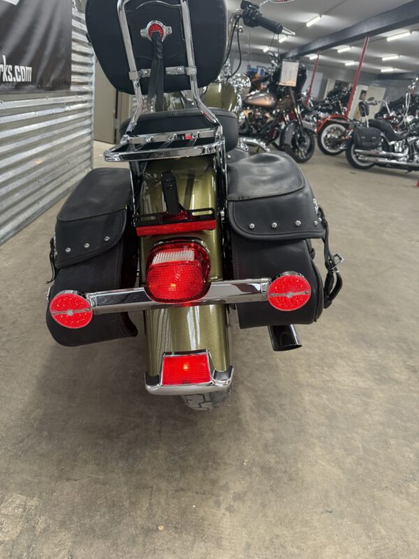 2016 HARLEY DAVIDSON HERITAGE SOFTAIL CLASSIC - Image 5