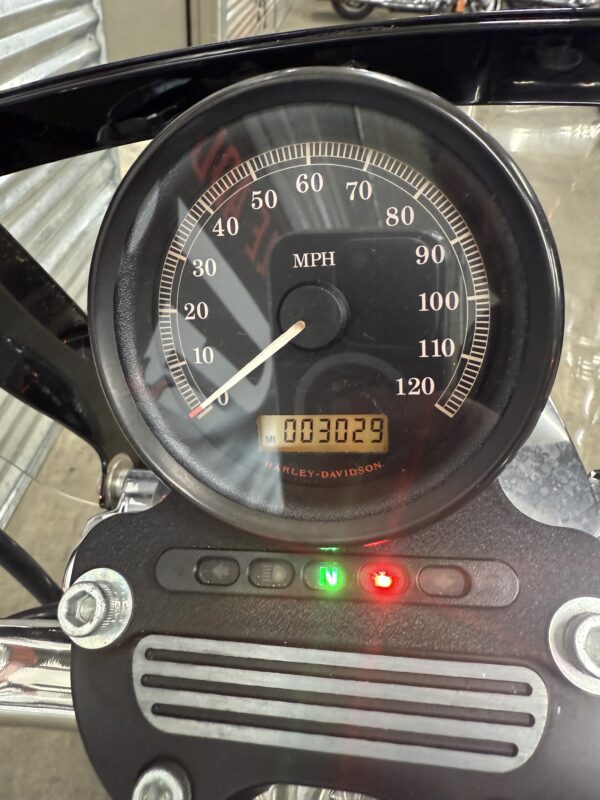 2008 HARLEY DAVIDSON SPORTSTER 883 - Image 2
