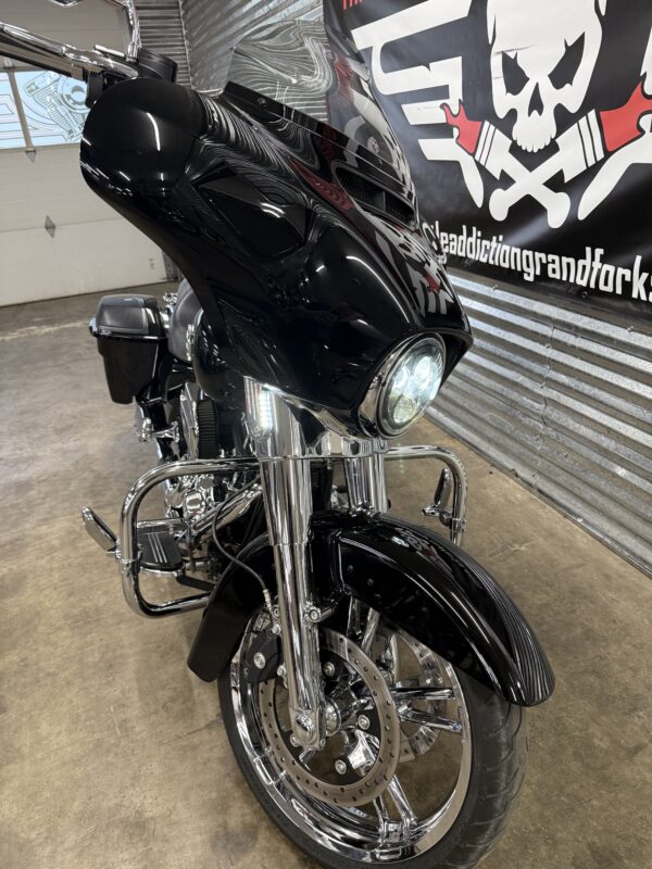 2014 STREET GLIDE - Image 3