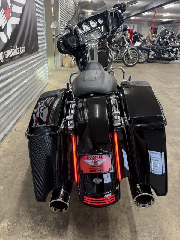 2014 STREET GLIDE - Image 5